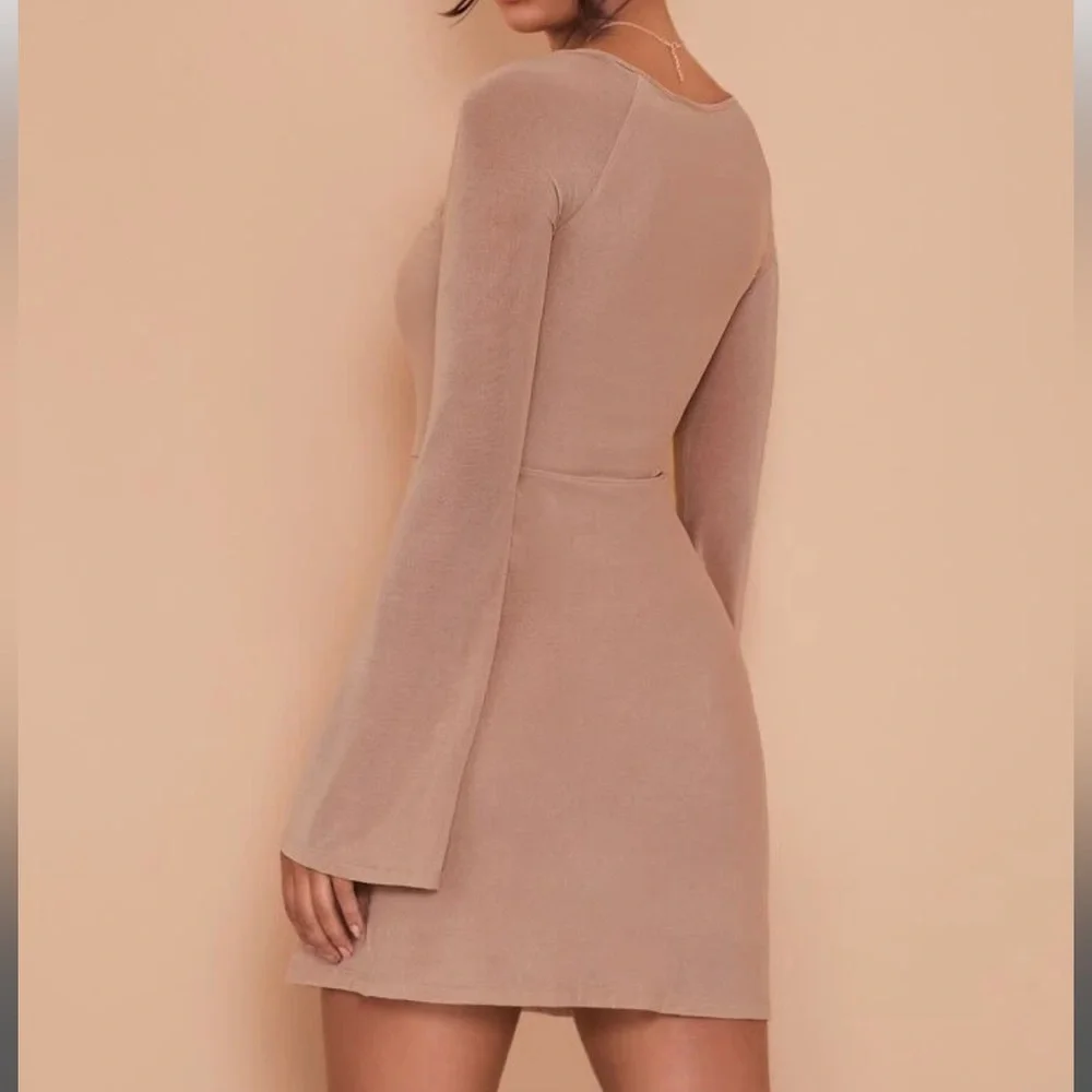 Gorgeous mini dress - Picture 5 of 6